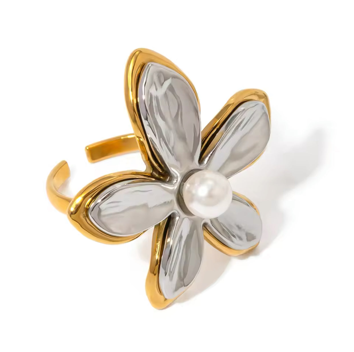 2-Tone Flower Pearl 18k Gold Ring - GRISÉ NYC 3