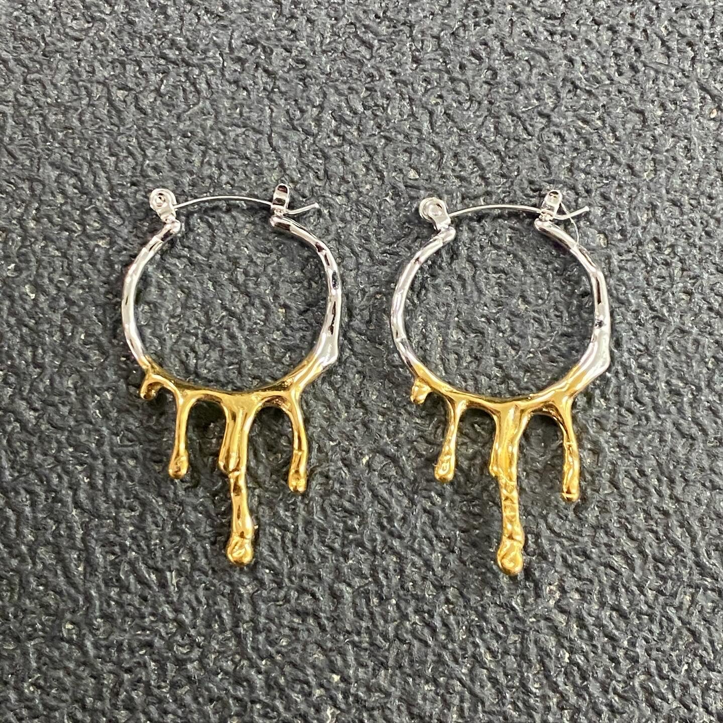 2-Tone Irregular Drip Hoop Earrings - GRISÉ NYC 3