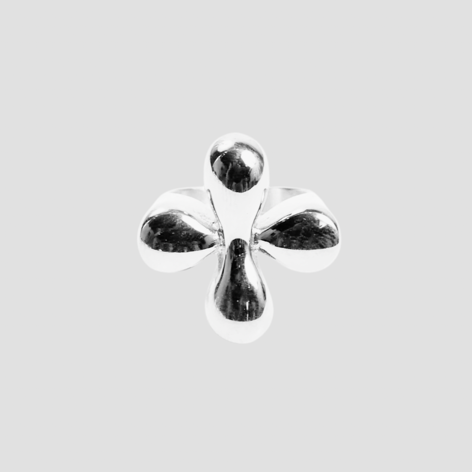 XL Flower Stainless Steel Ring - GRISÉ NYC 3