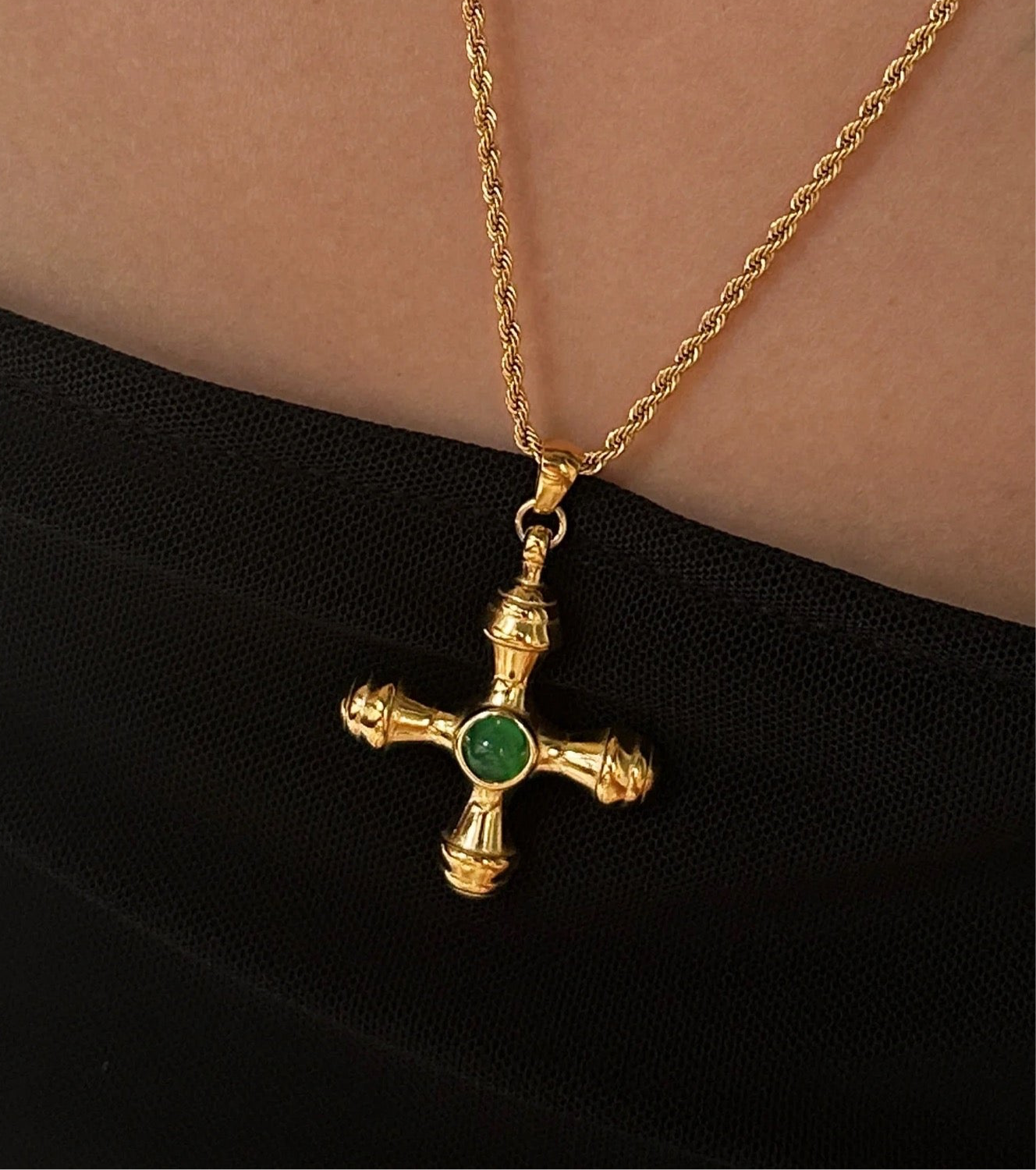 Green Agate 18k Gold Cross Pendant Rope Chain Necklace - GRISÉ NYC 2