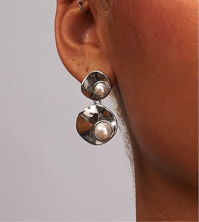 Textured Double Pearl Stainless Steel Earrings - GRISÉ NYC 1