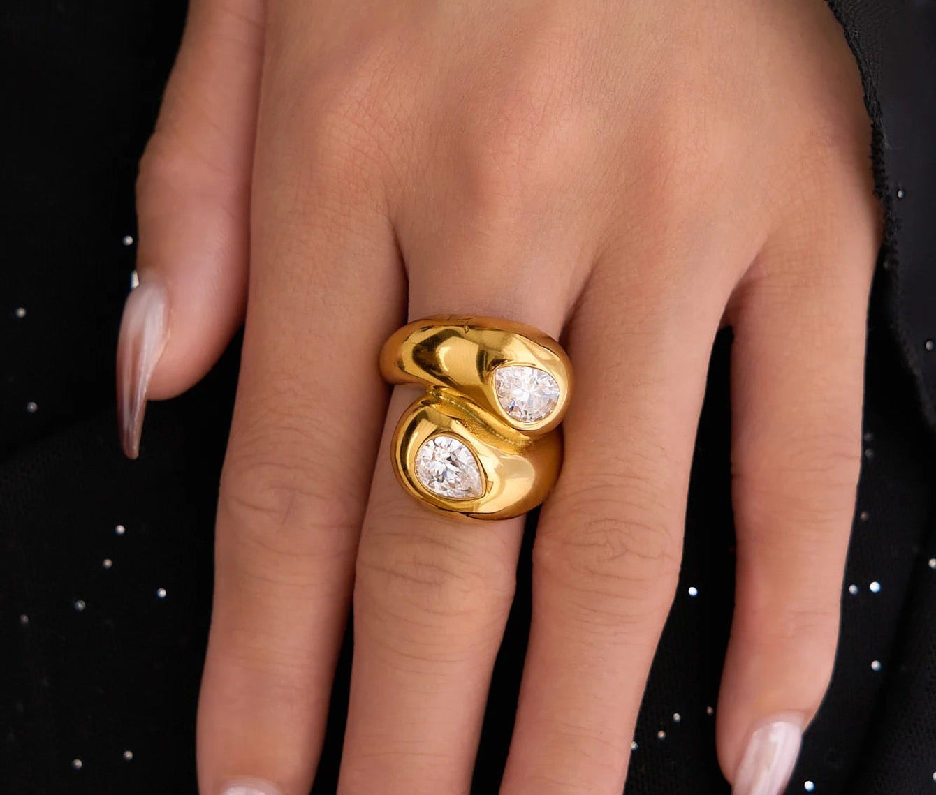 Gemstone Crossover 18k Gold Ring - GRISÉ NYC 2