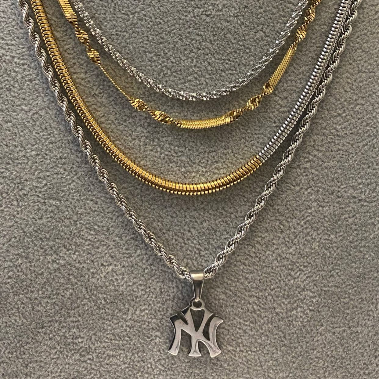 New York Yankees Stainless Steel Necklace - GRISÉ NYC 5