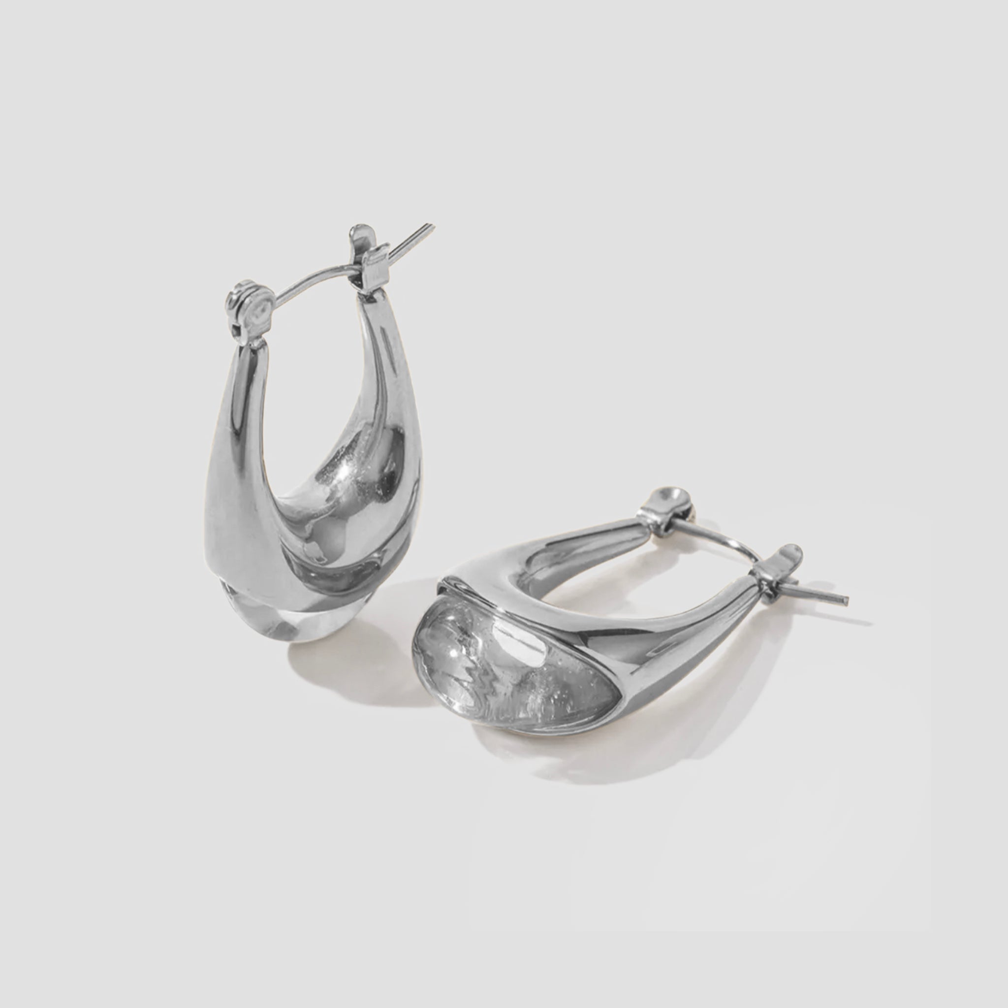 Resin Oval Earrings - Clear/Silver - GRISÉ NYC 4