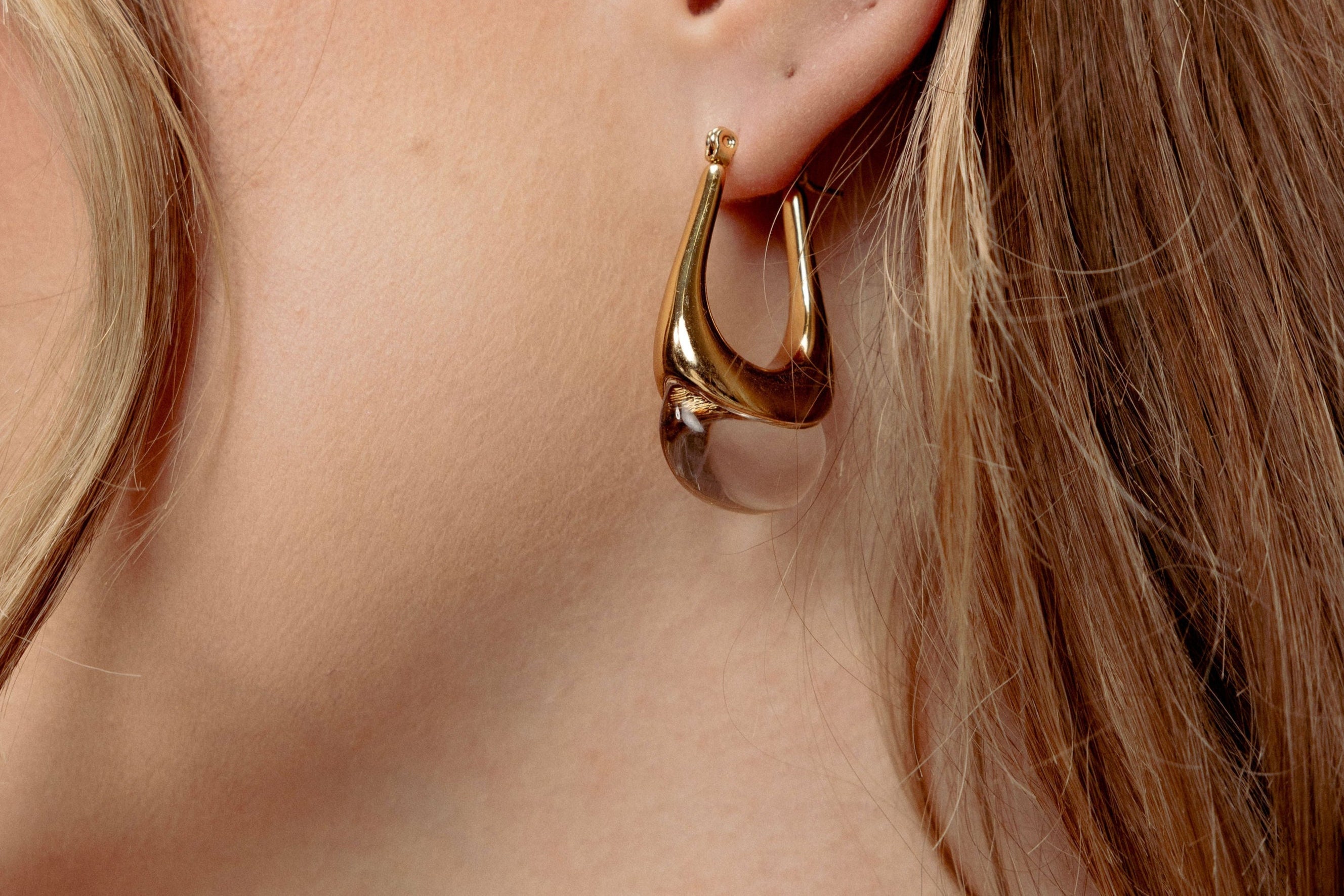 Resin Teardrop 18k Gold Earrings