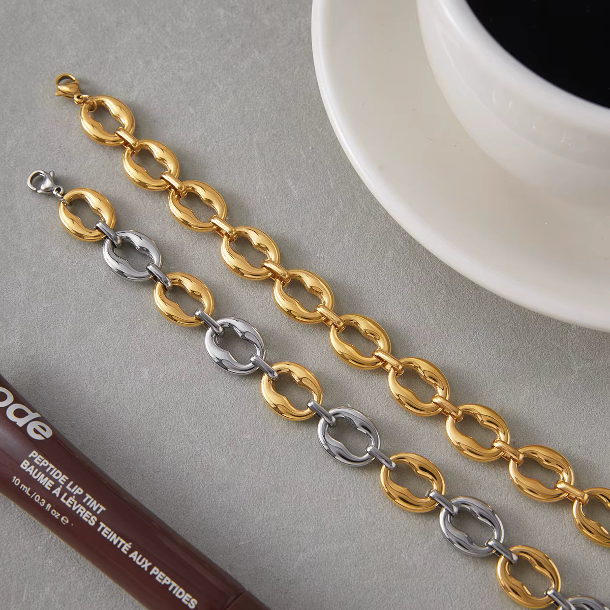 Oval Link 18k Gold Bracelet