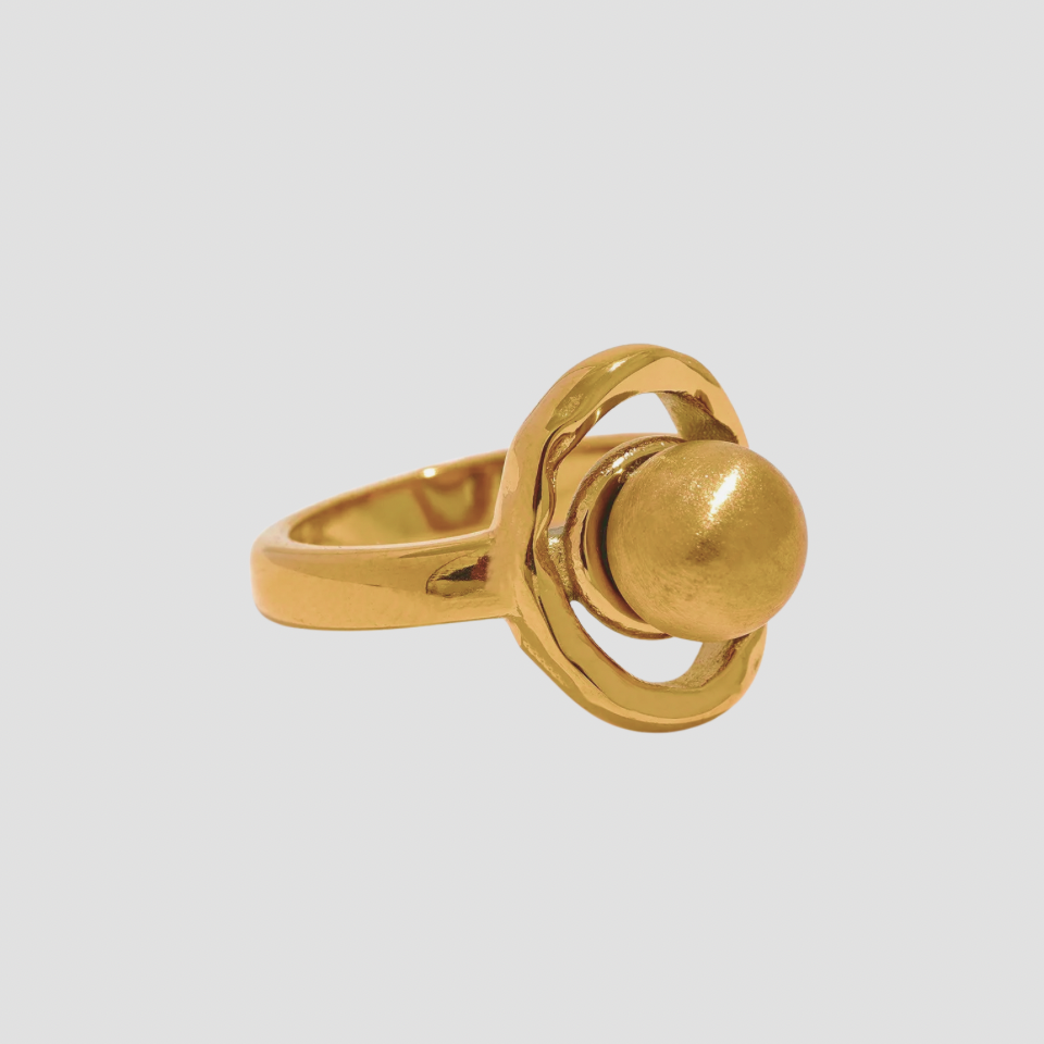 Saturn 18k Gold Ring