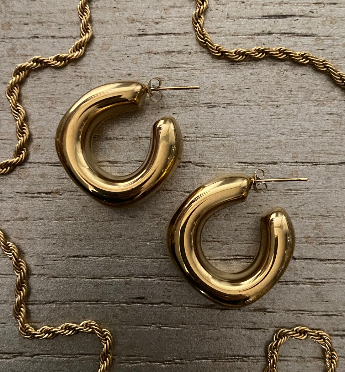 Irregular Bold Midi 18k Gold Earrings
