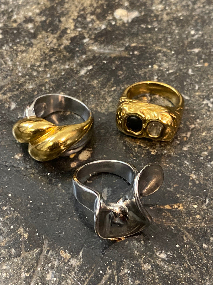 Unico Twisted Stainless Steel Silver Ring