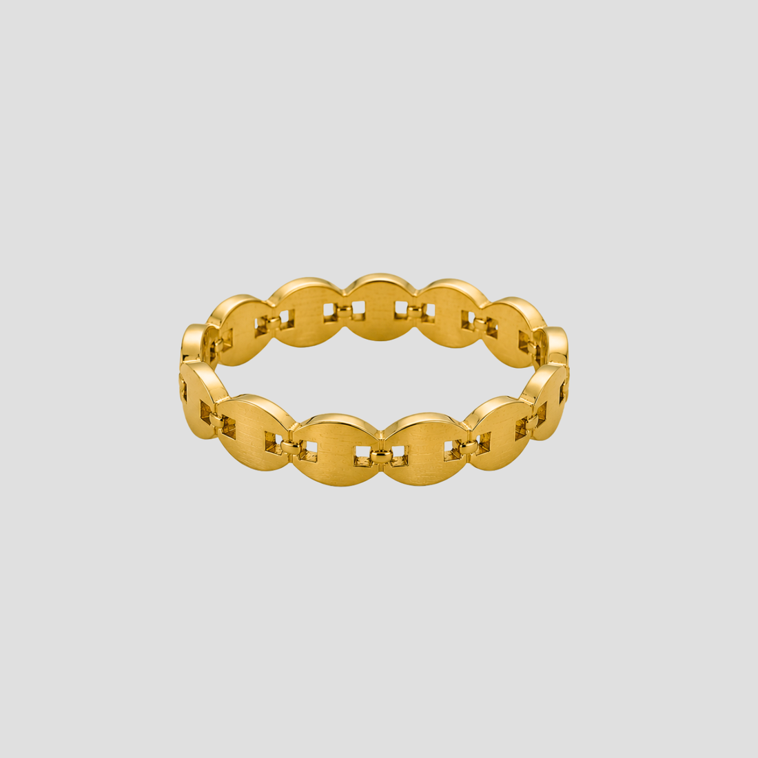 GRISÉ NYC Dainty Pigs Nose Link 18k Gold Ring featuring a polished mariner-inspired link design in 18k gold plated stainless steel.