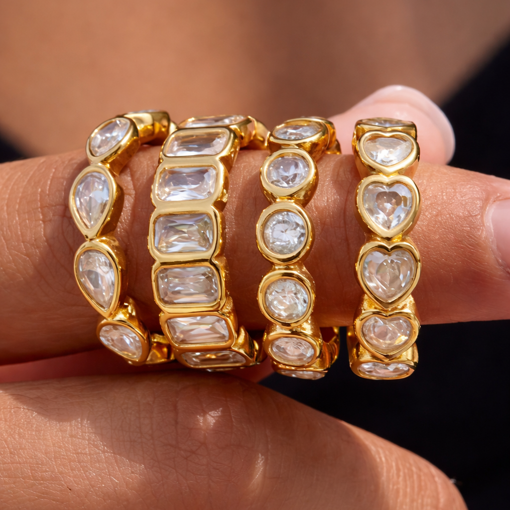 Heart bezel ring gold stack GRISÉ NYC