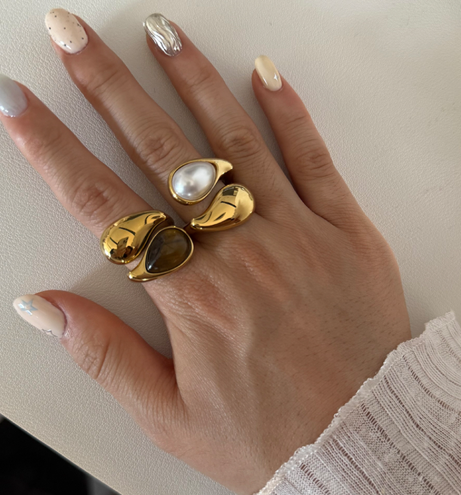 Minimalist gold plated Perlita and Tiger&