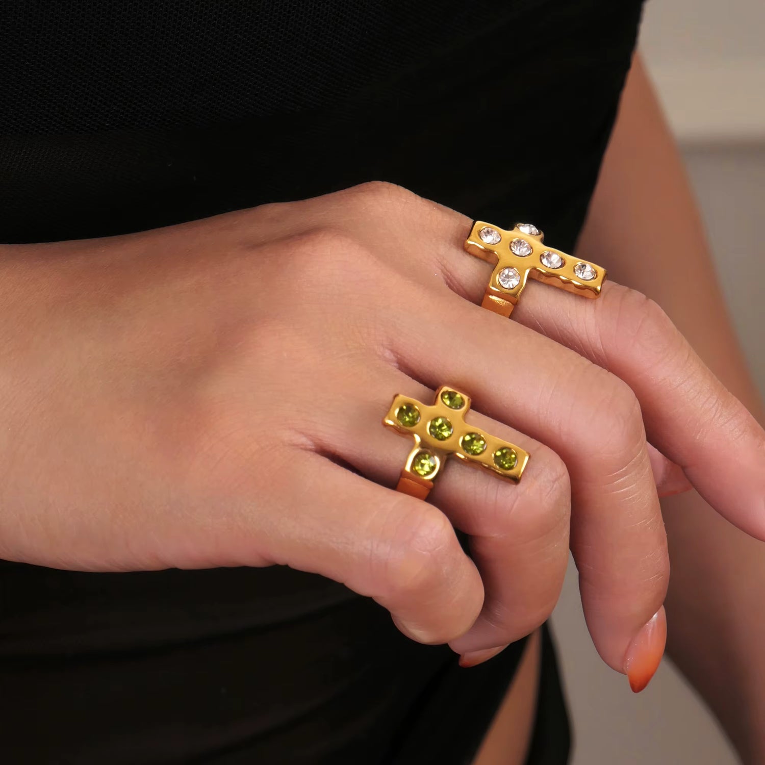 Saint Verde Cross 18k Gold Ring - GRISÉ NYC 2