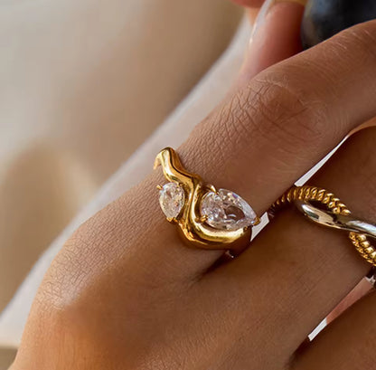 Twin Diamond Cut 18k Gold Ring - GRISÉ NYC 2